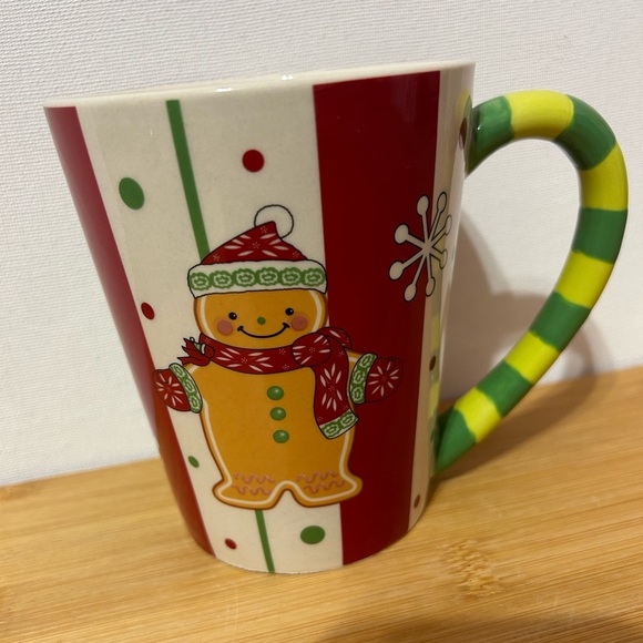 TEMPTATIONS Gingerbread Man Whimsical Christmas Coffee Mug 14 oz. NEW - Picture 1 of 4